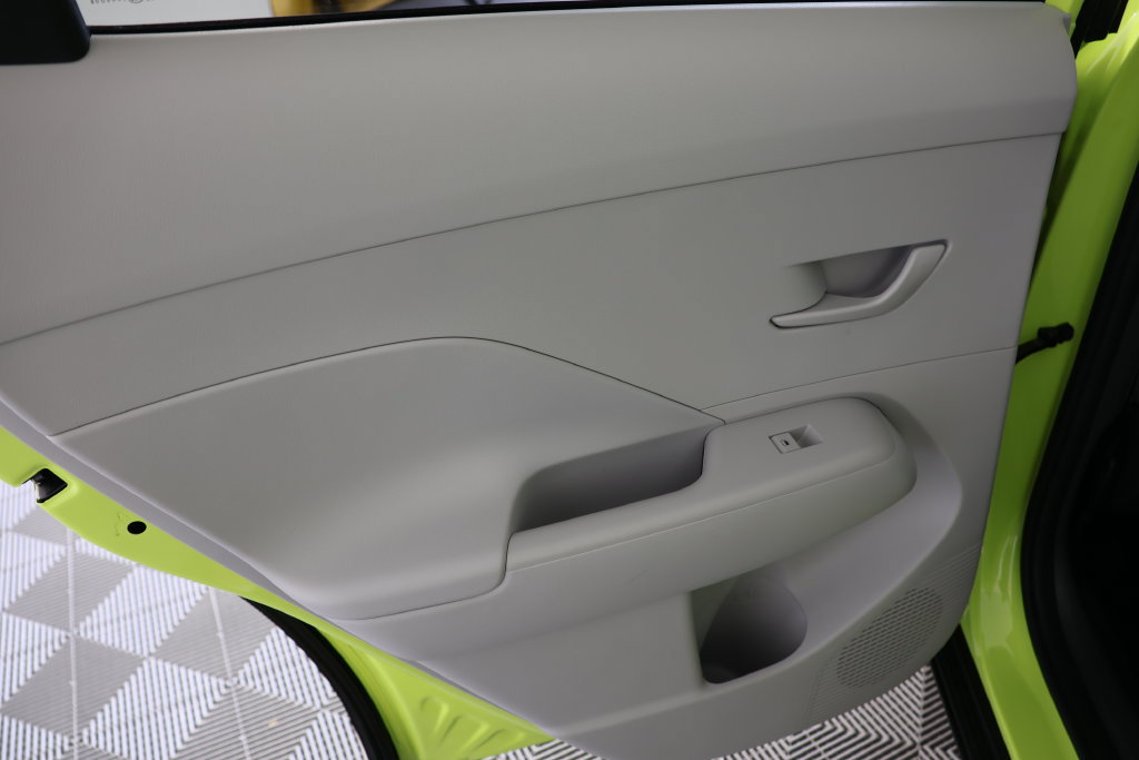 Used 2024 Hyundai Kona SEL AWD/4WD image 24