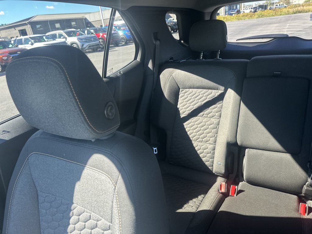 Used 2020 Chevrolet Equinox LT AWD/4WD image 12