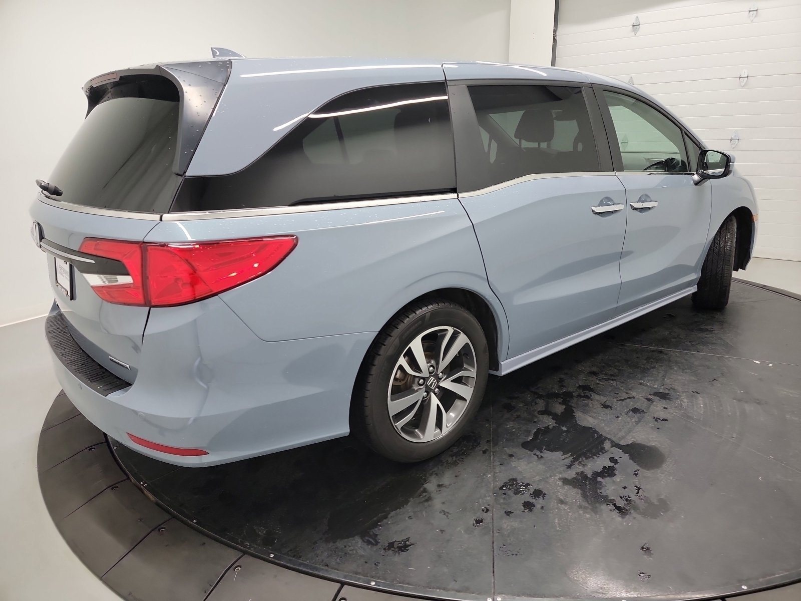 Certified 2023 Honda Odyssey Touring image 9