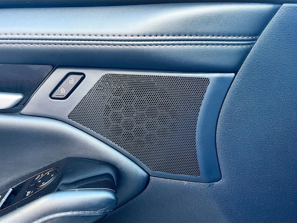 Used 2025 MAZDA MAZDA3 s image 18