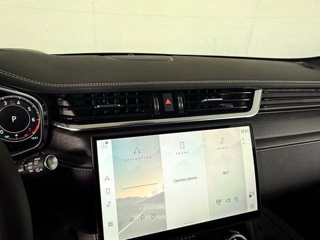 New 2026 Jaguar F-PACE R-Dynamic S image 22