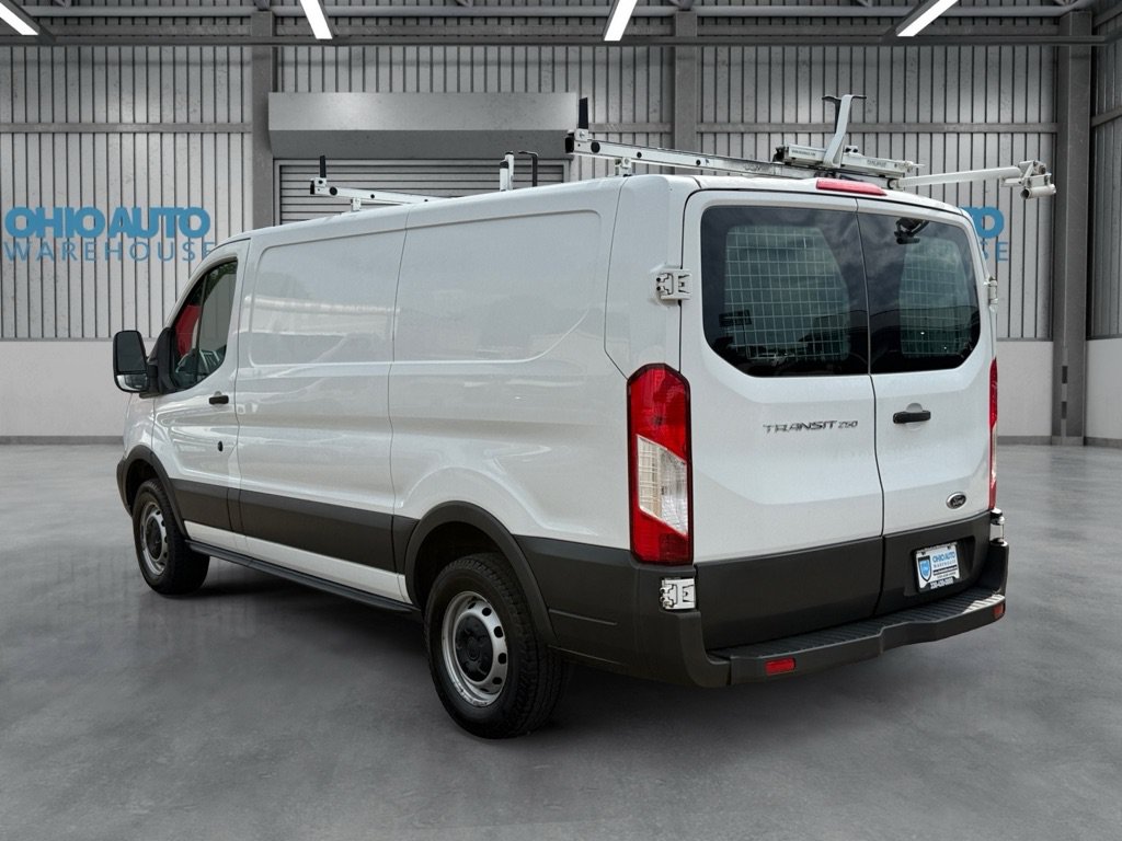 Used 2015 Ford Transit 250 130 Low Roof RWD image 6
