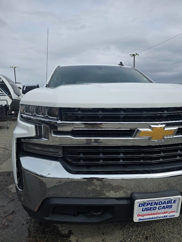 Used 2019 Chevrolet Silverado 1500 LT w/ All-Star Edition AWD/4WD image 2
