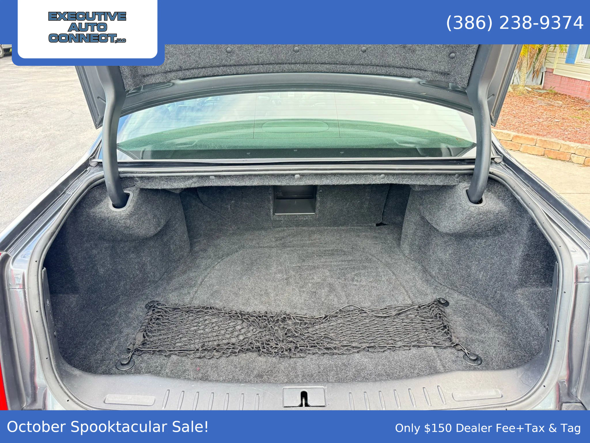 Used 2011 Cadillac DTS Premium image 10