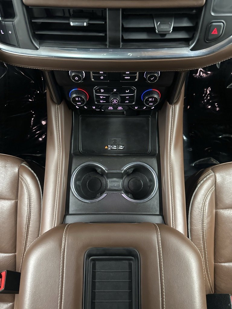 Used 2023 Chevrolet Suburban High Country image 23