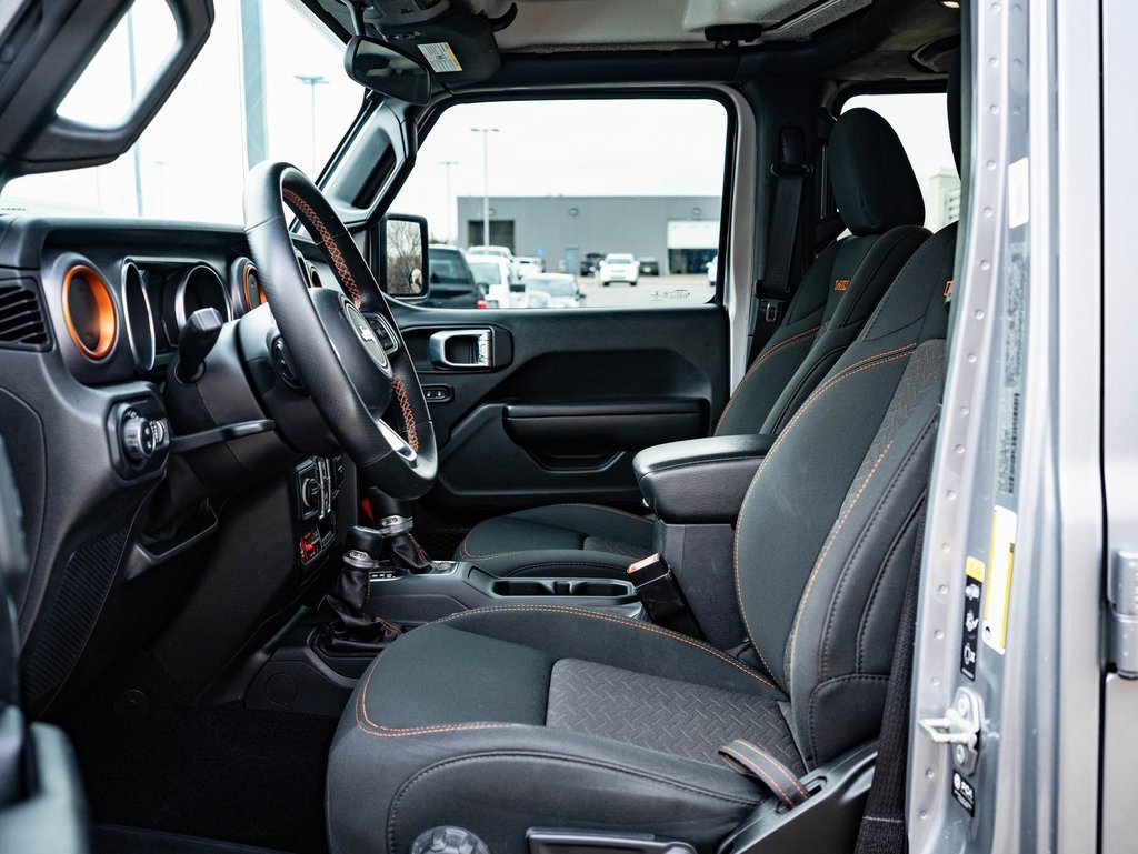 Used 2021 Jeep Gladiator Mojave w/ Trailer Tow Package image 23