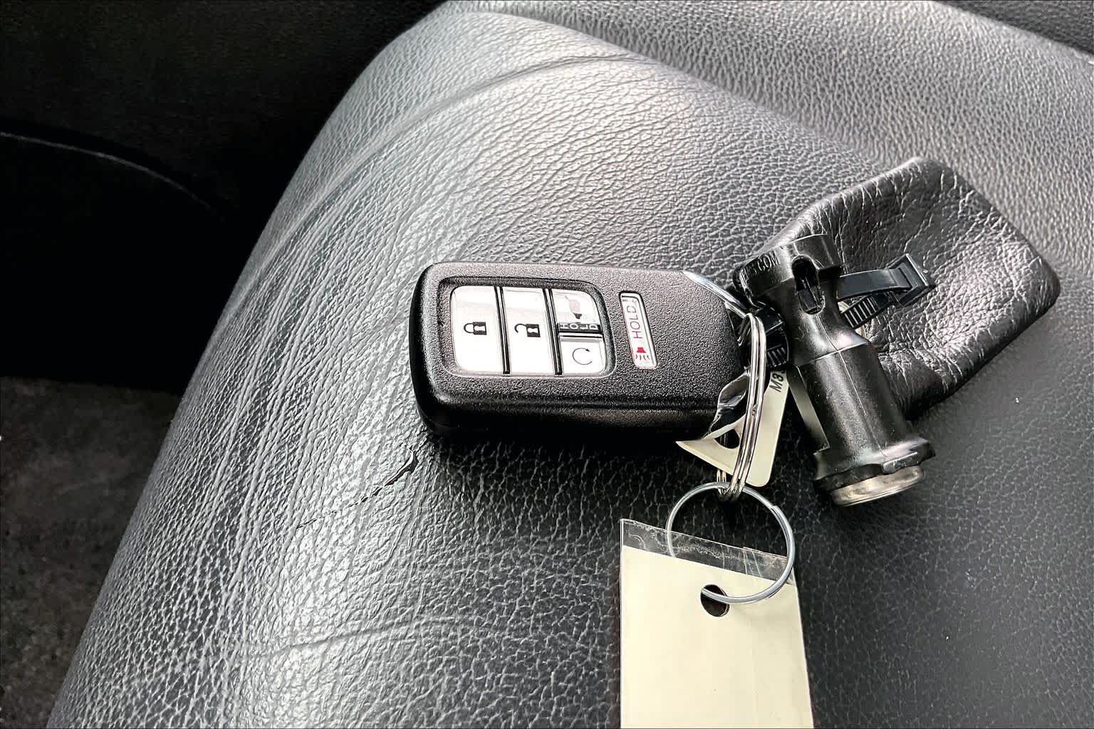 Used 2022 Honda Pilot Touring image 15