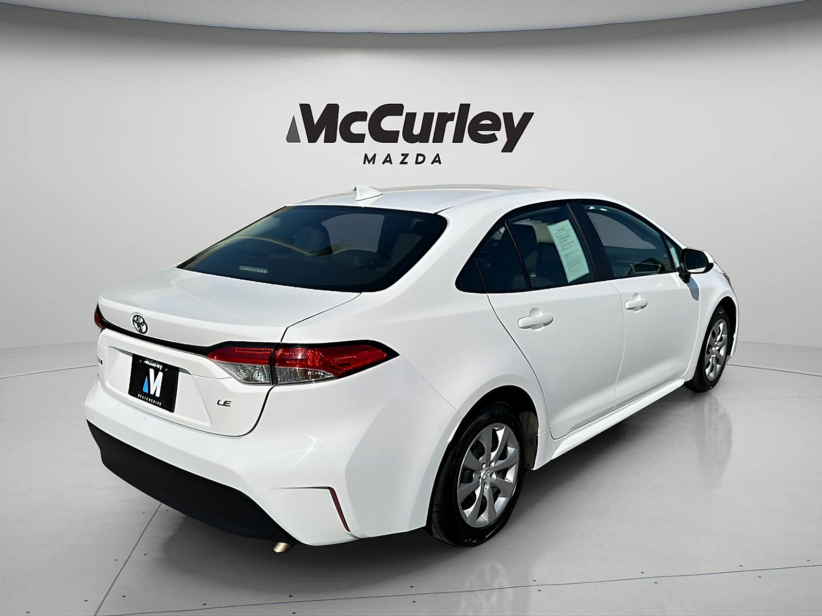 Used 2024 Toyota Corolla LE FWD image 7
