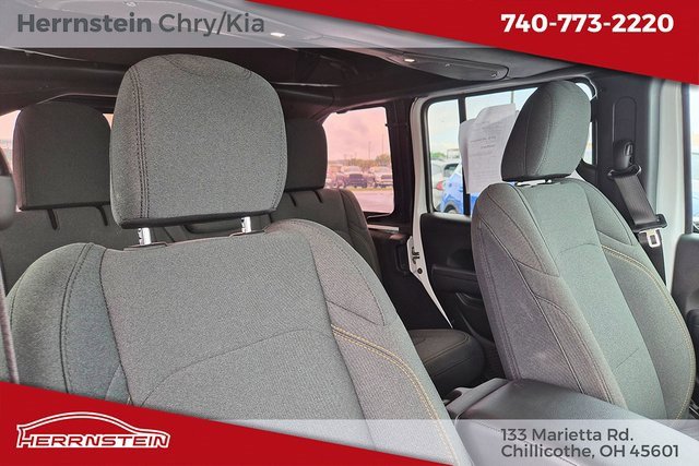 Used 2024 Jeep Wrangler Sport image 26