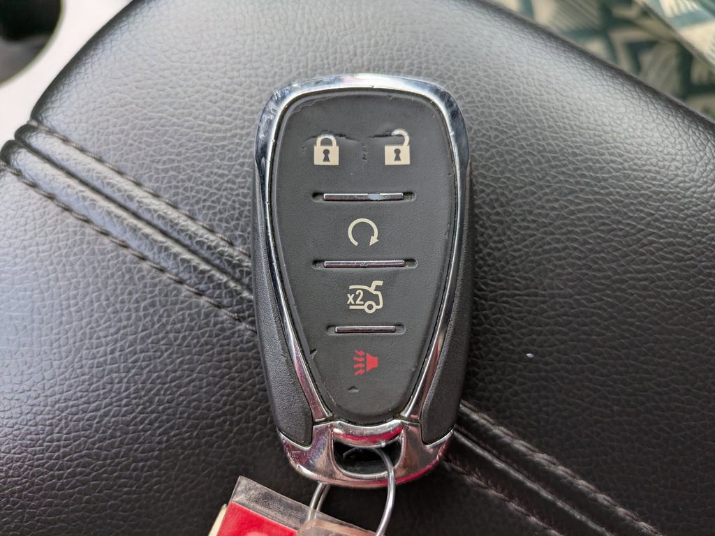 Used 2024 Chevrolet Malibu LT image 28