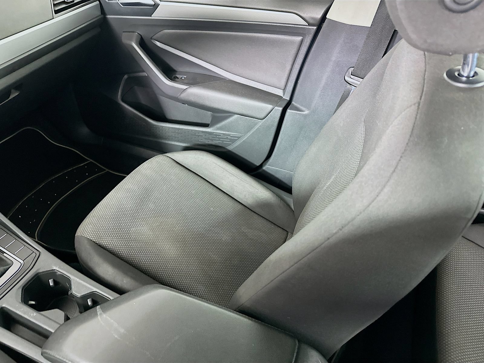 Used 2021 Volkswagen Jetta SE FWD image 21