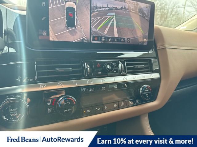 New 2026 Nissan Pathfinder Platinum w/ Cargo Package image 18