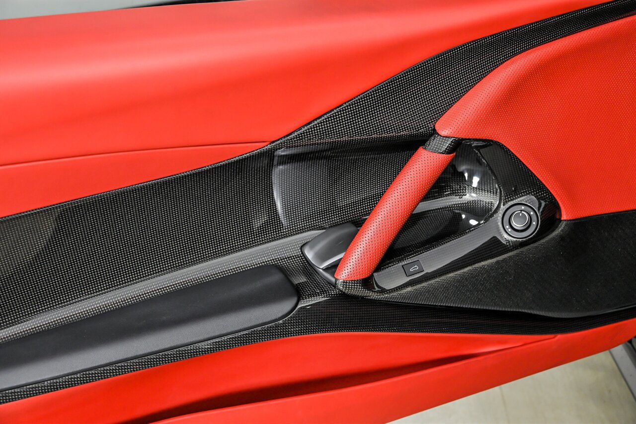 Used 2023 Ferrari 812 GTS RWD image 21