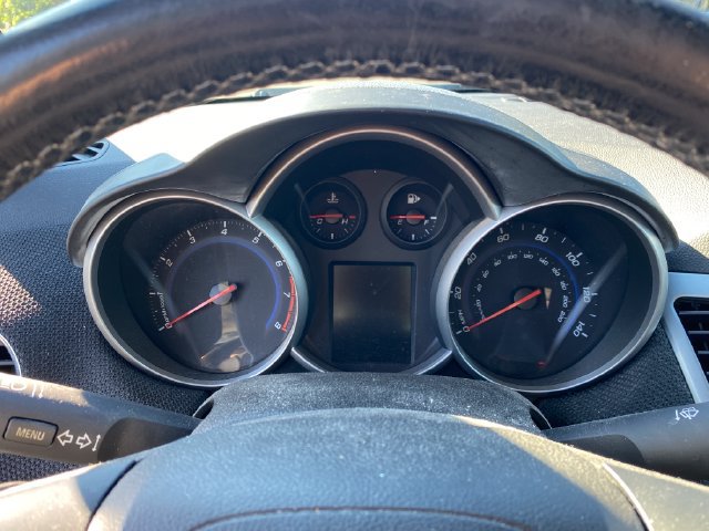 Used 2014 Chevrolet Cruze LT FWD image 9