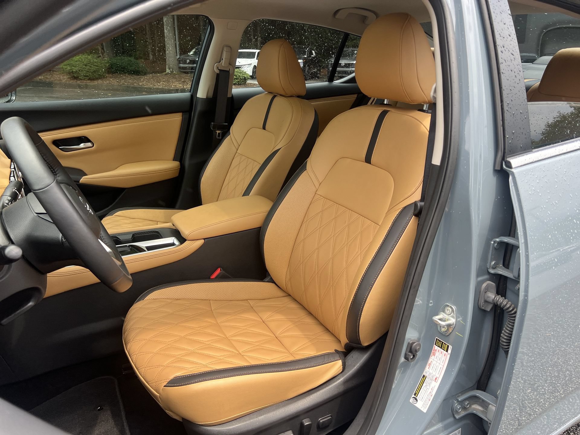 New 2025 Nissan Sentra SV w/ SV Premium Package FWD image 8