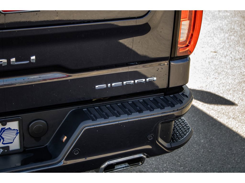 Used 2024 GMC Sierra 1500 Denali image 9