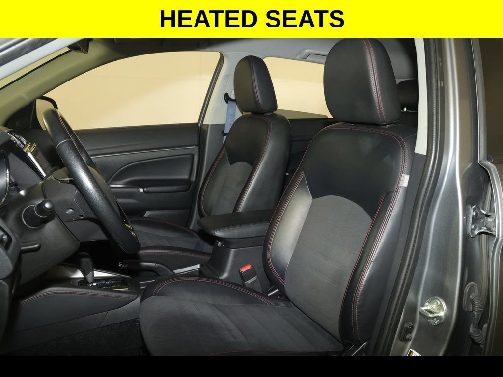 Used 2024 Mitsubishi Outlander Sport SE AWD/4WD image 3