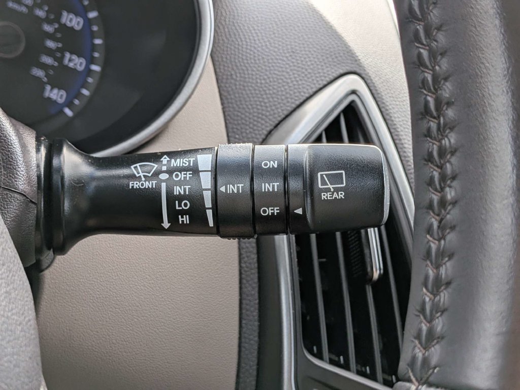 Used 2014 Hyundai Tucson Limited w/ Technology Package 02 FWD image 39