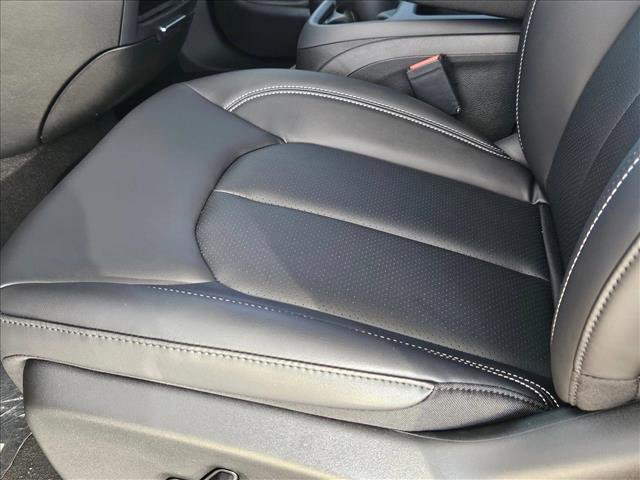 New 2026 Chrysler Pacifica Select FWD image 4