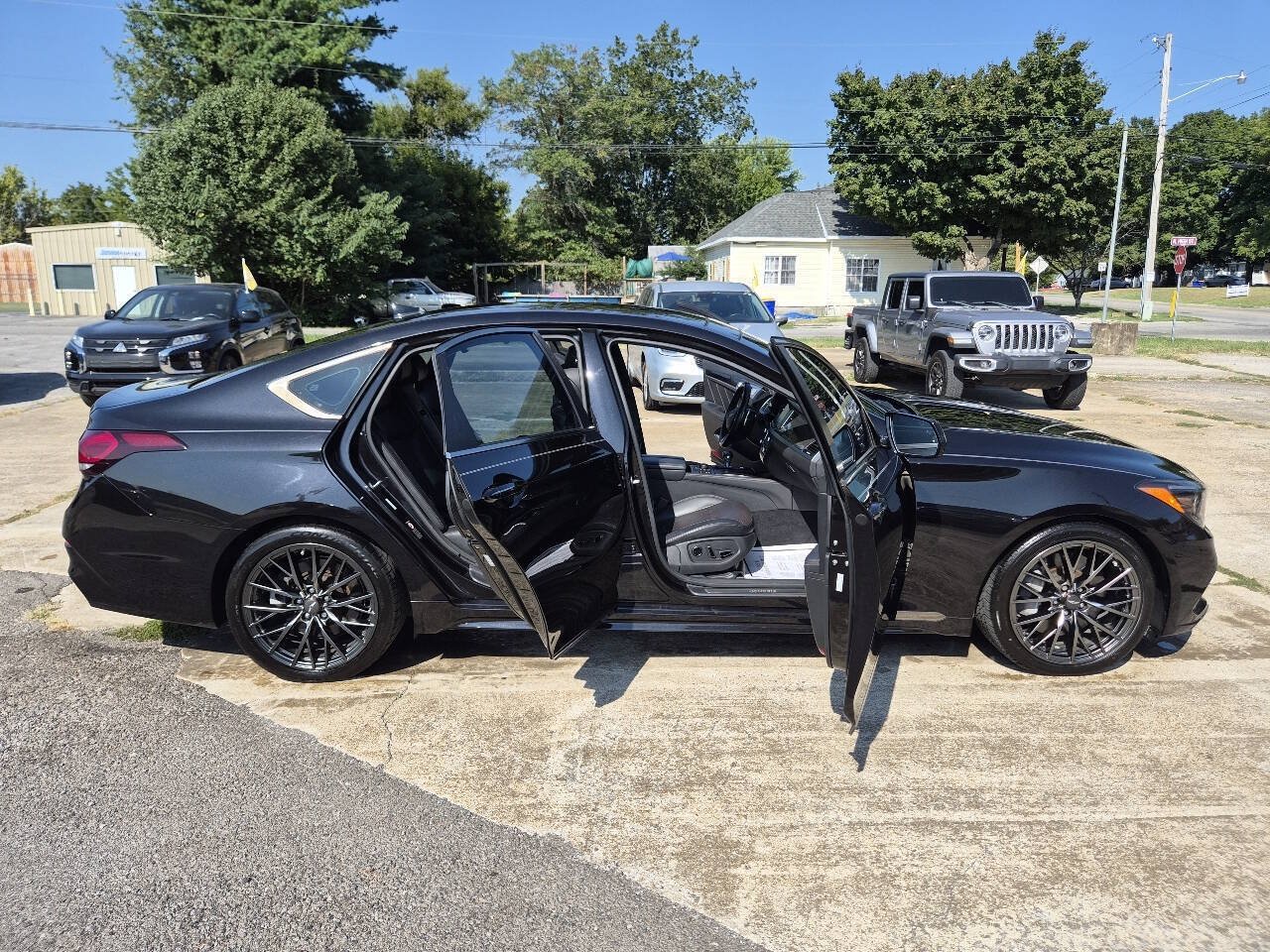 Used 2018 Genesis G80 3.3T Sport RWD image 21