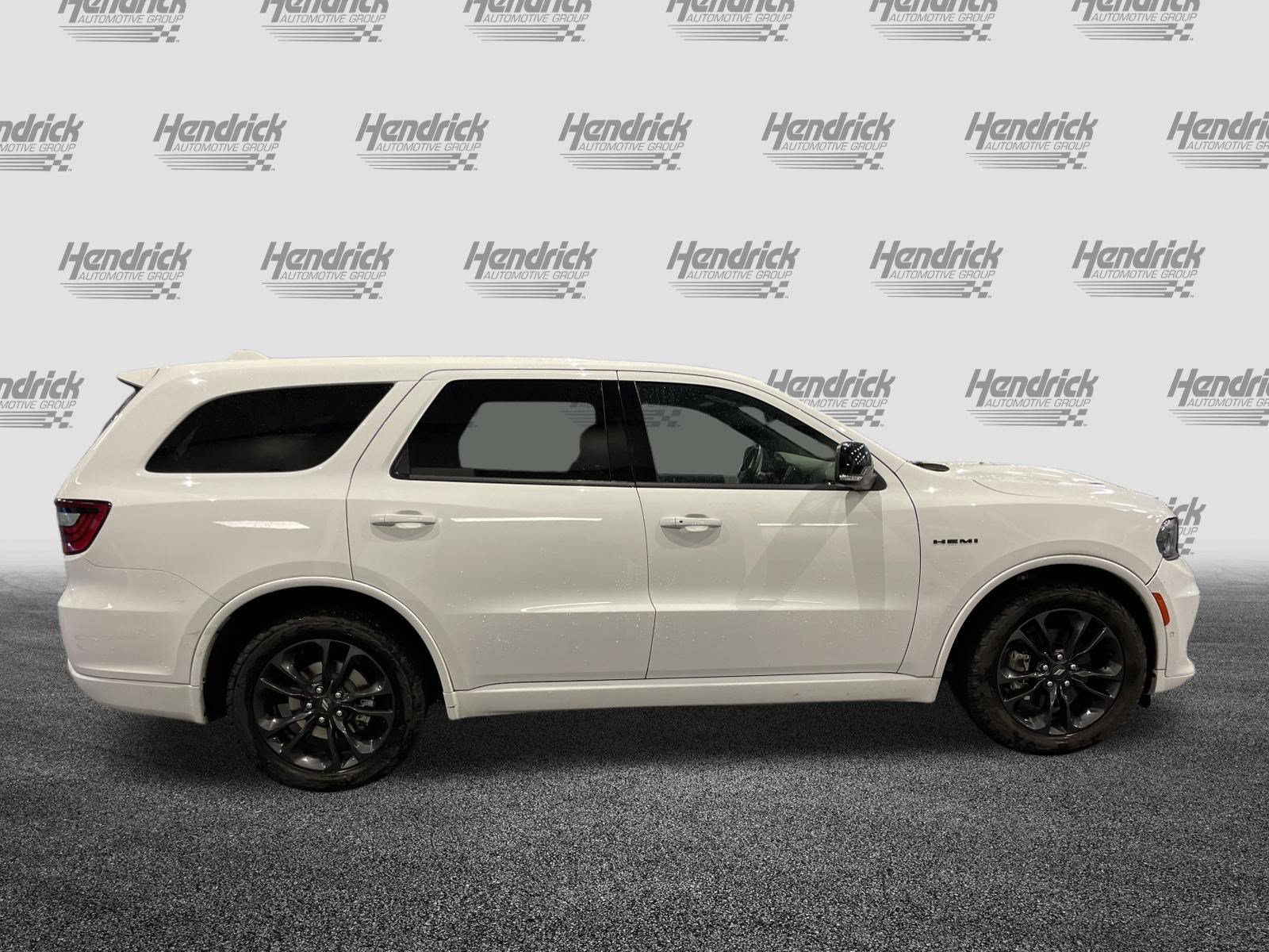 Used 2022 Dodge Durango R/T w/ Blacktop Package AWD/4WD image 11
