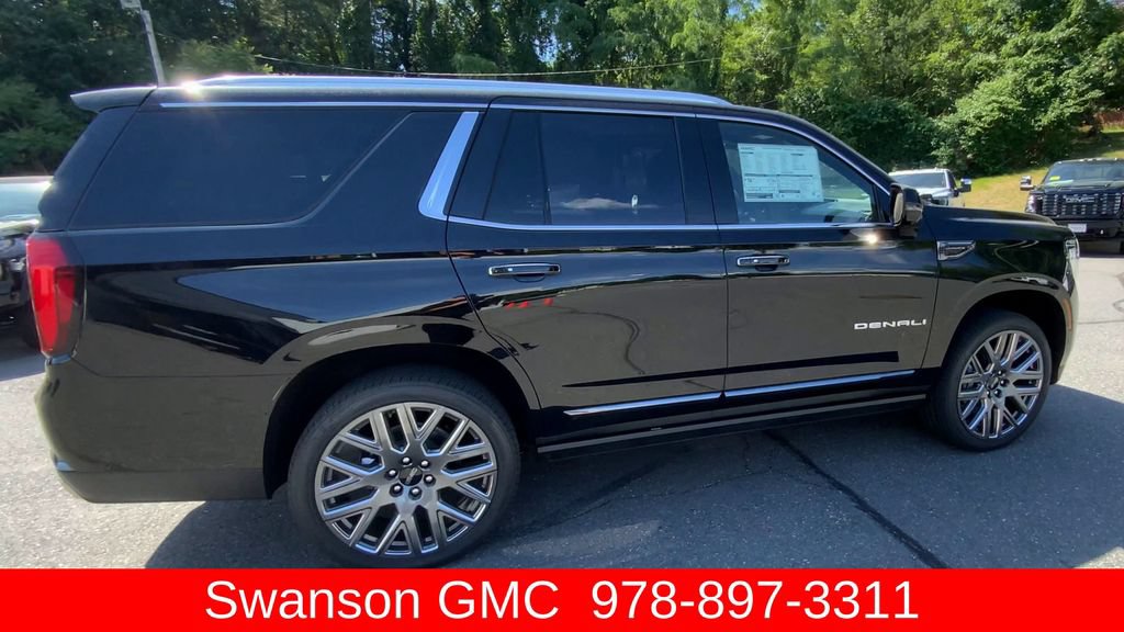 New 2026 GMC Yukon Denali Ultimate w/ LPO, Floor Liner Package AWD/4WD image 9