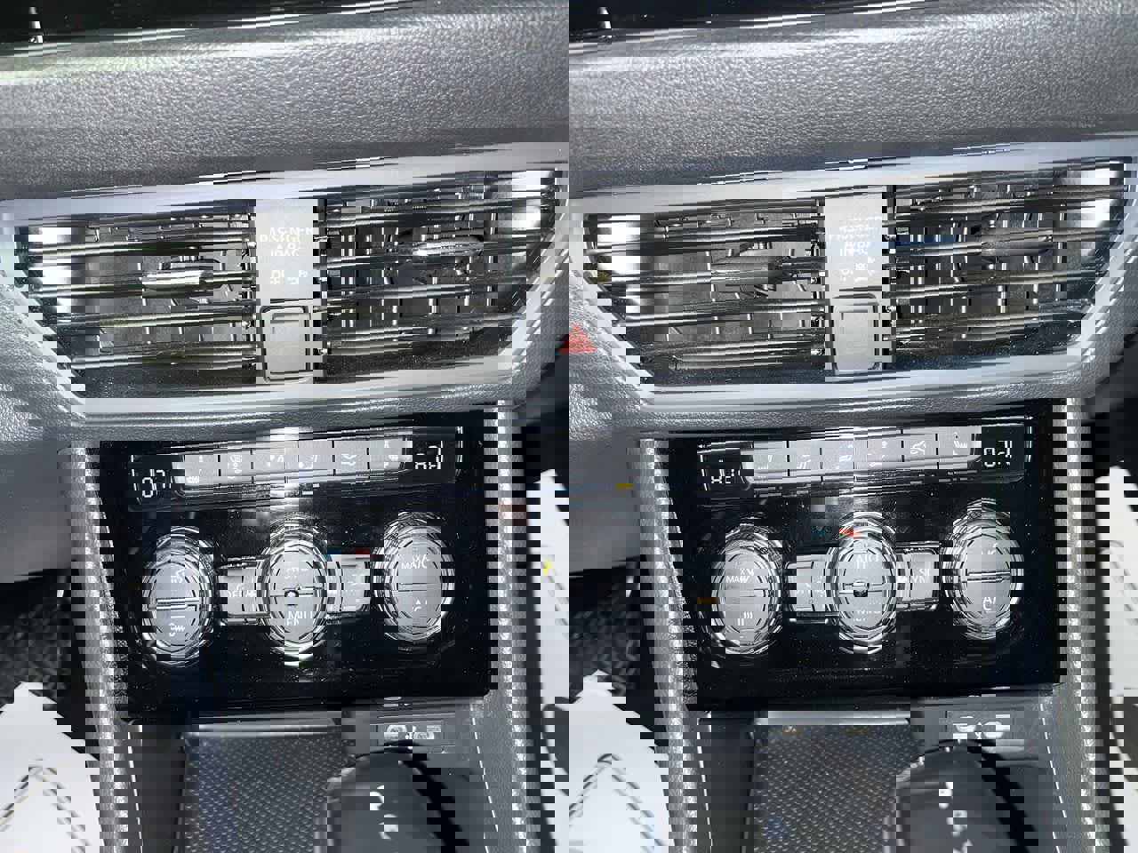 Used 2024 Volkswagen Jetta SE image 20