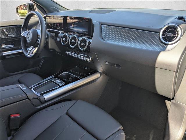 Used 2025 Mercedes-Benz GLA 250 image 21