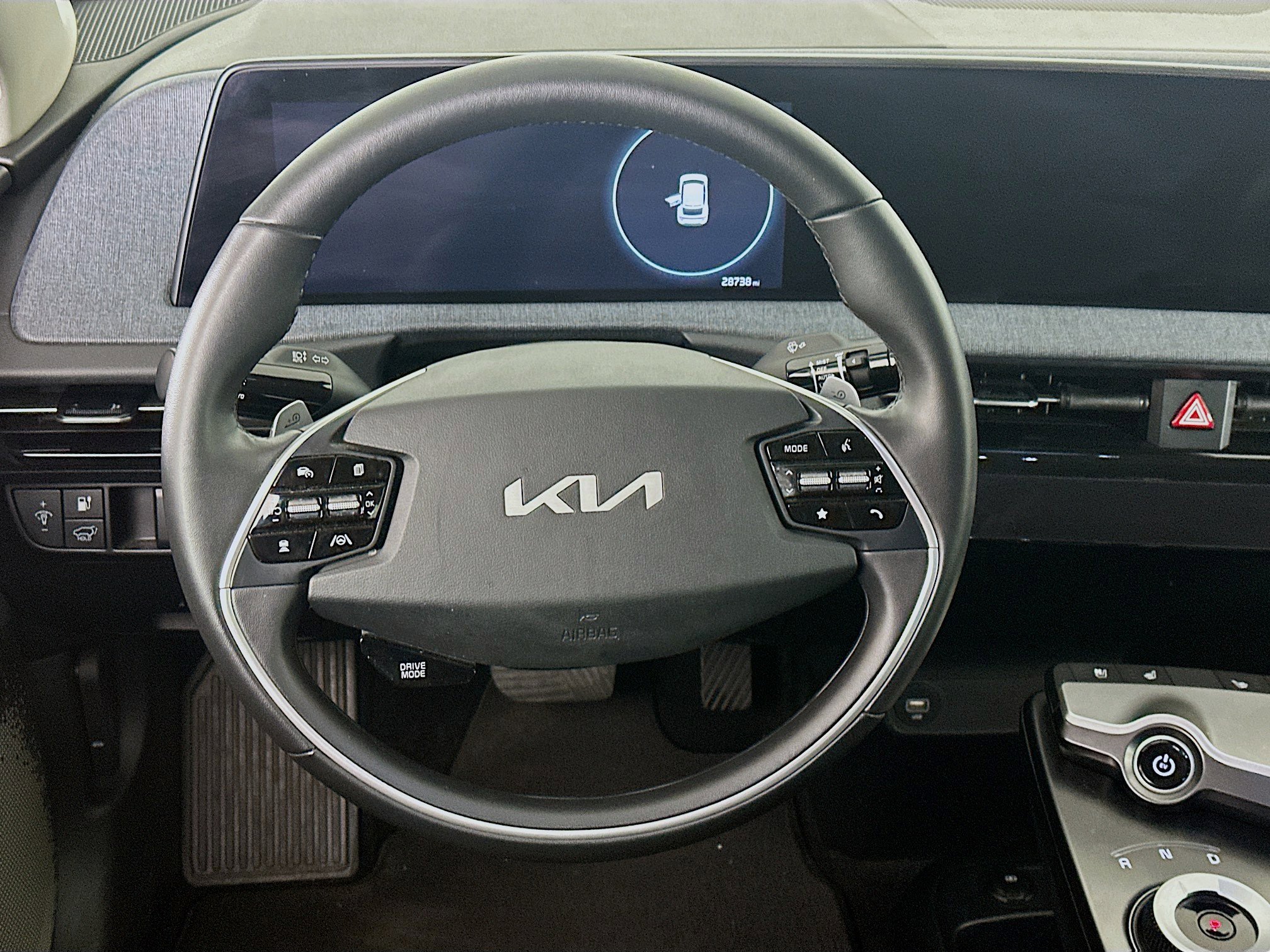 Used 2023 Kia EV6 Wind RWD image 18