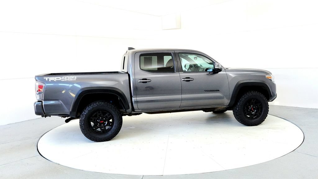 Used 2021 Toyota Tacoma TRD Off-Road w/ Technology Package AWD/4WD image 6