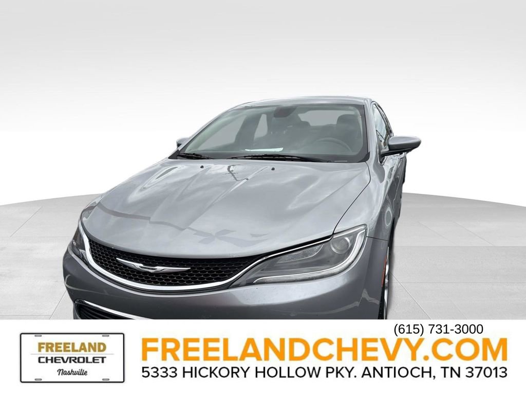 Used 2015 Chrysler 200 Limited w/ Convenience Group FWD image 6