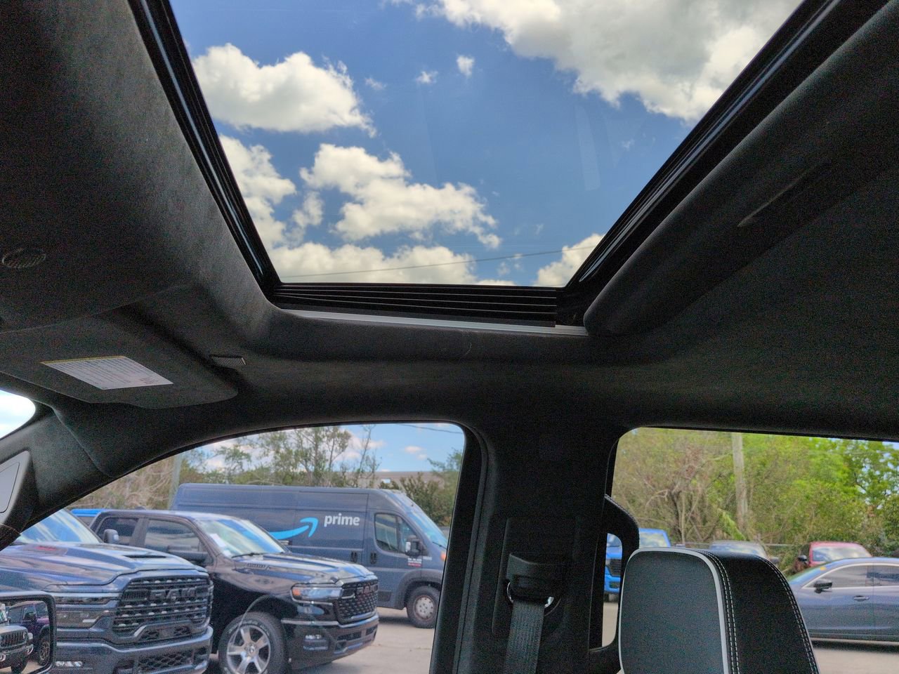 Used 2024 GMC Sierra 1500 AT4X AWD/4WD image 21