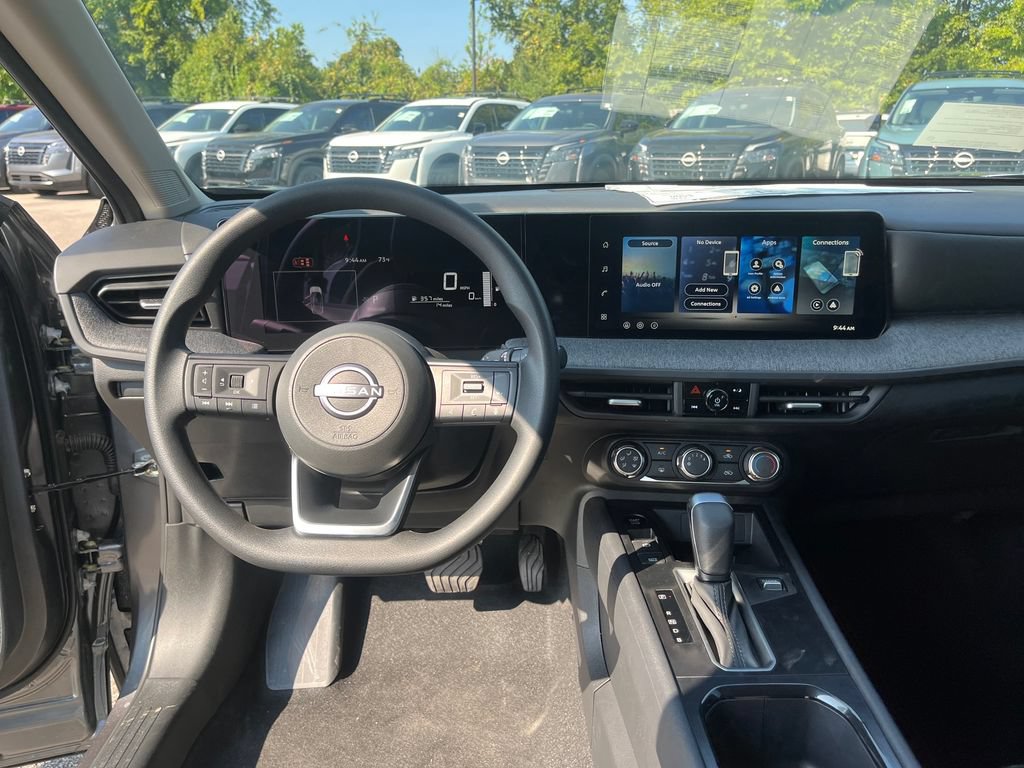 New 2027 Nissan Kicks S FWD image 23