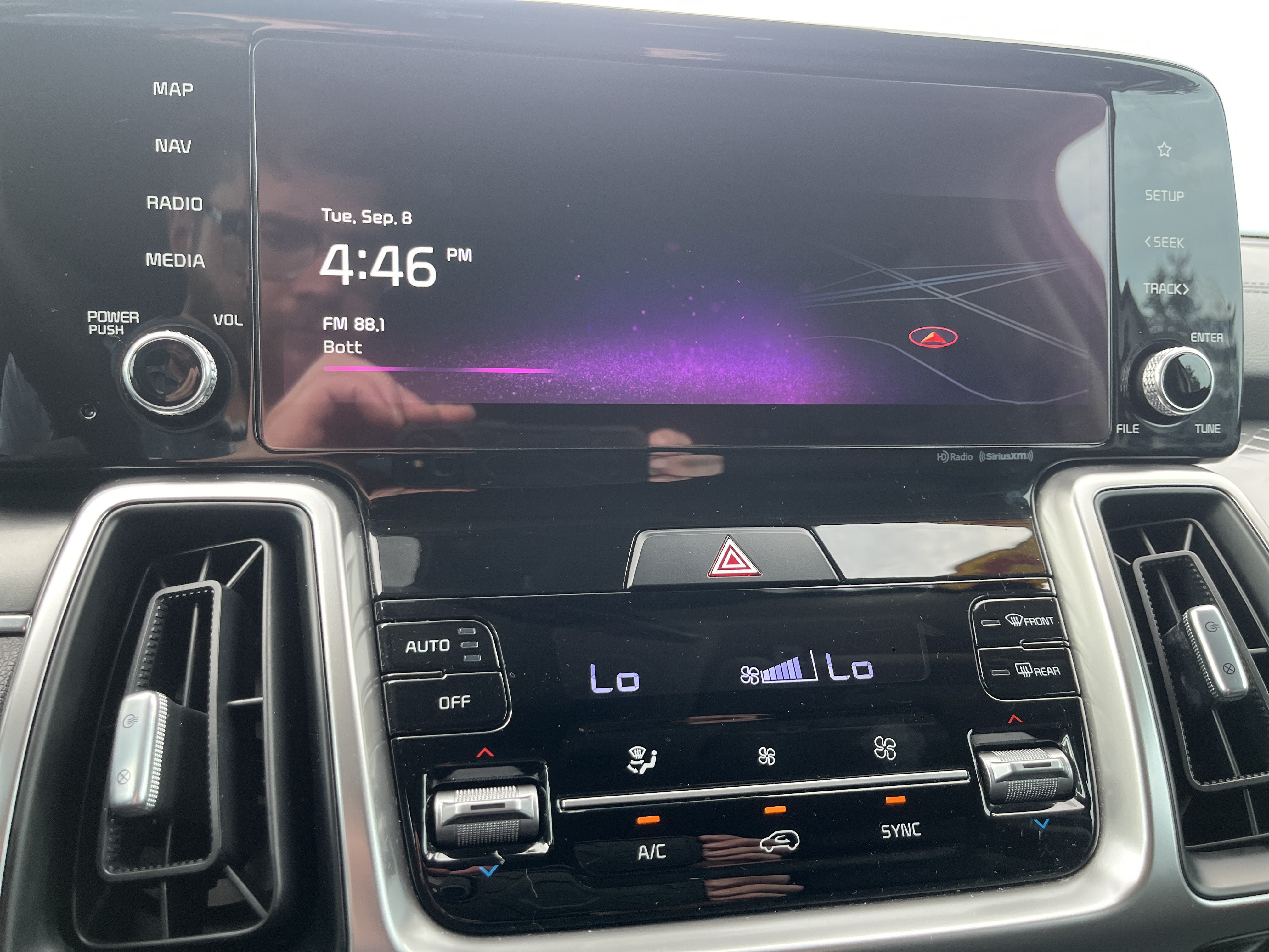 Used 2023 Kia Sorento S FWD image 28