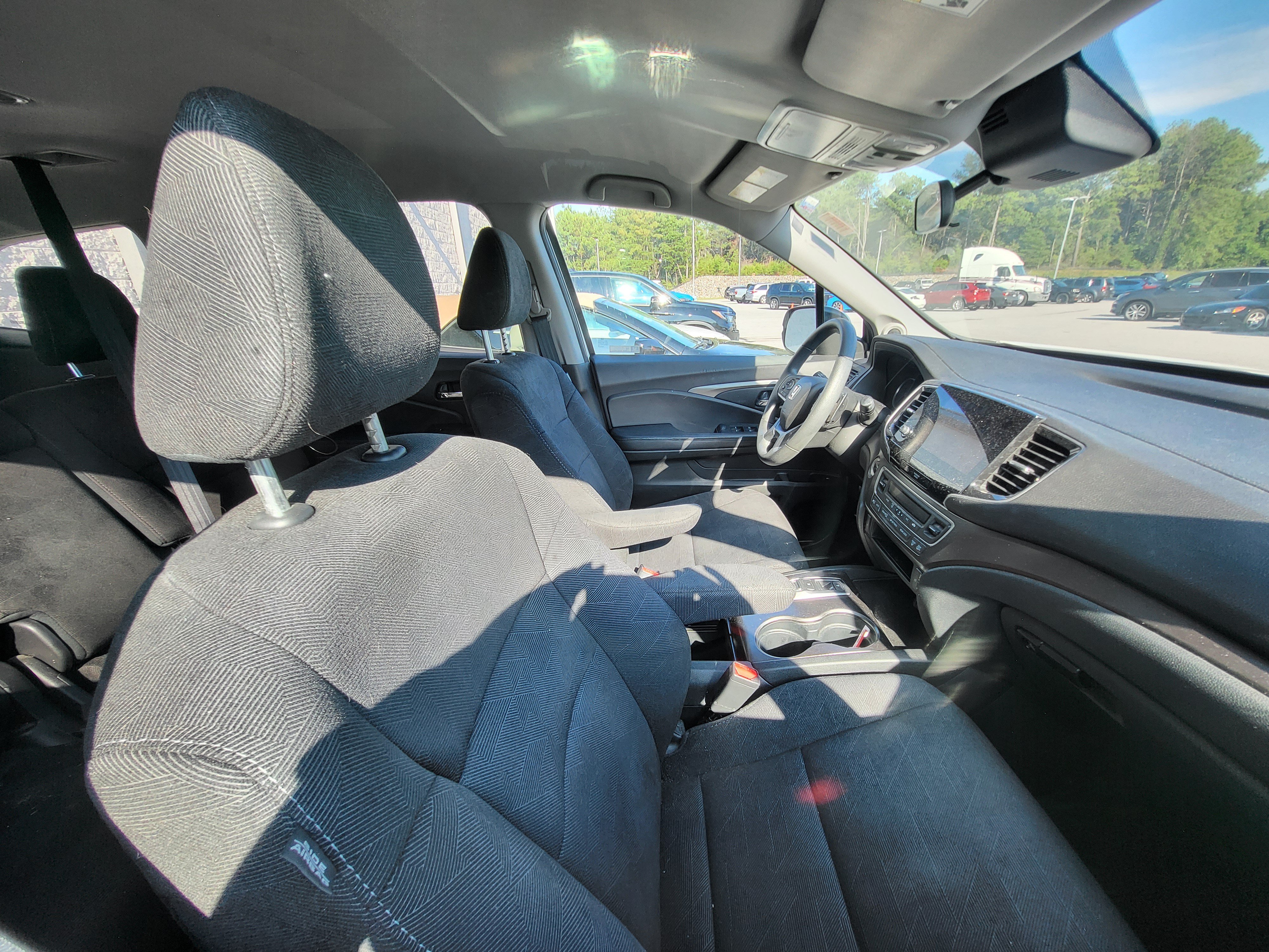 Used 2021 Honda Pilot EX image 8