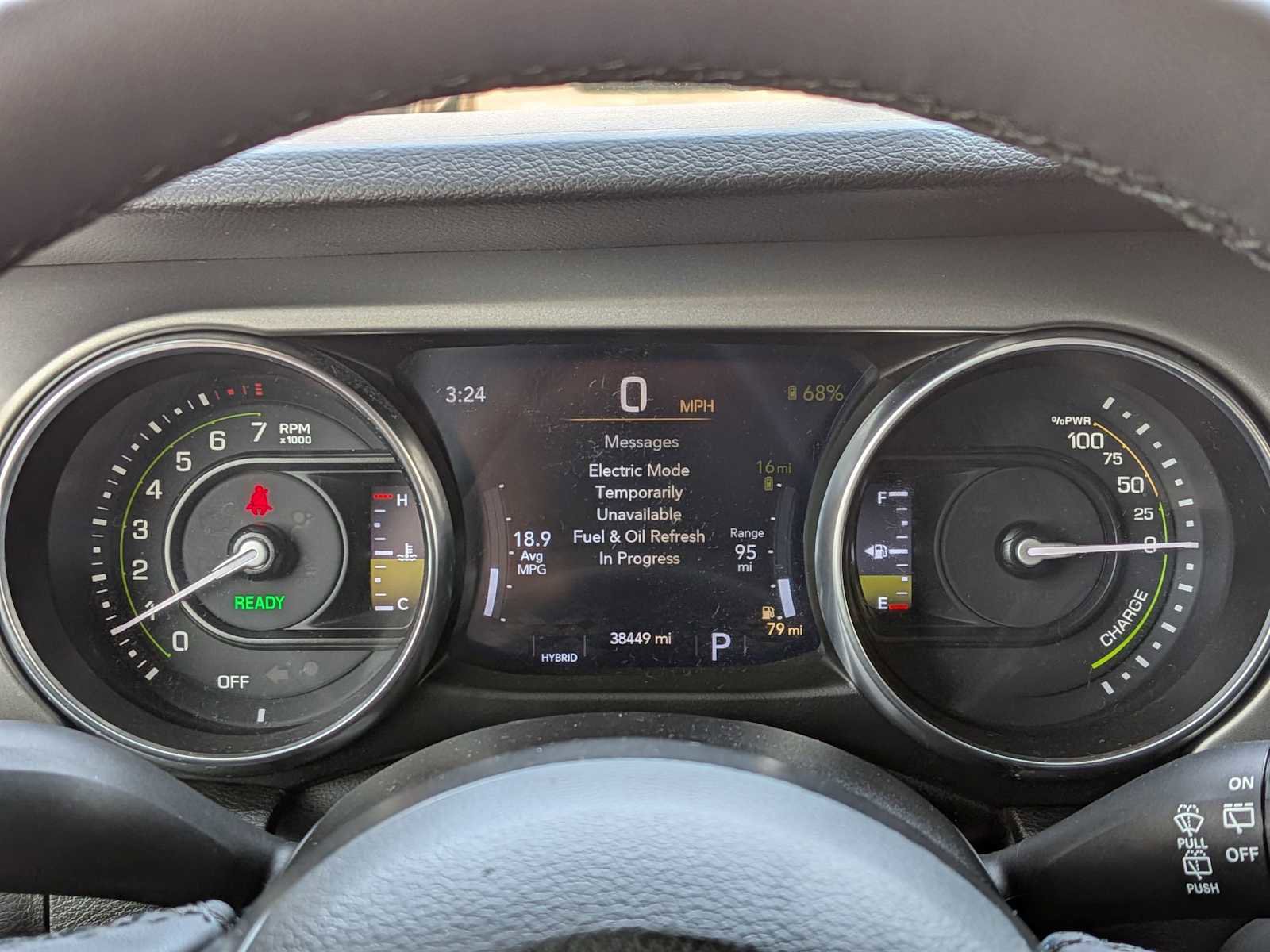 Certified 2023 Jeep Wrangler Unlimited w/ Sun & Screen Package AWD/4WD image 18