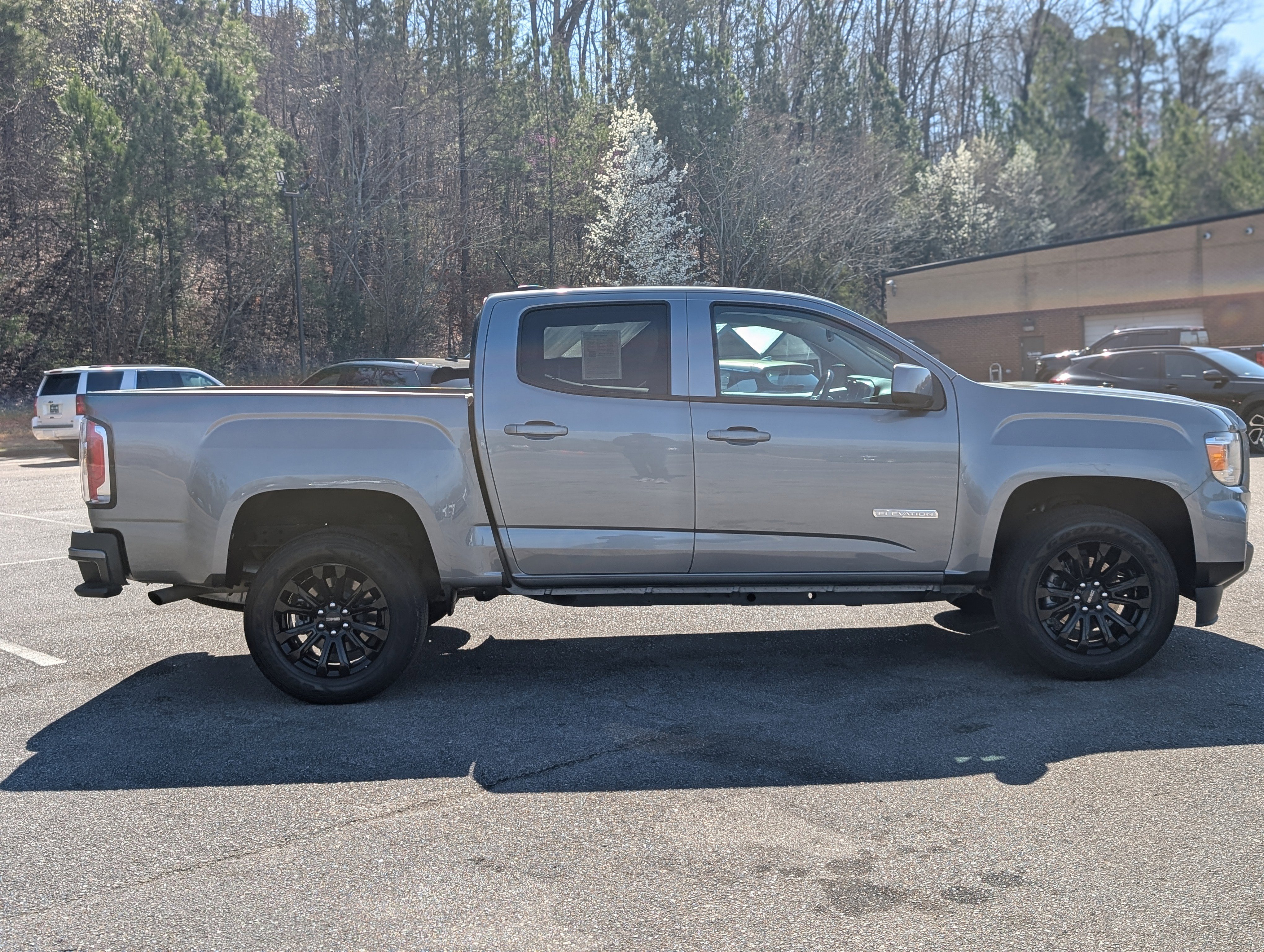 Used 2022 GMC Canyon Elevation image 10