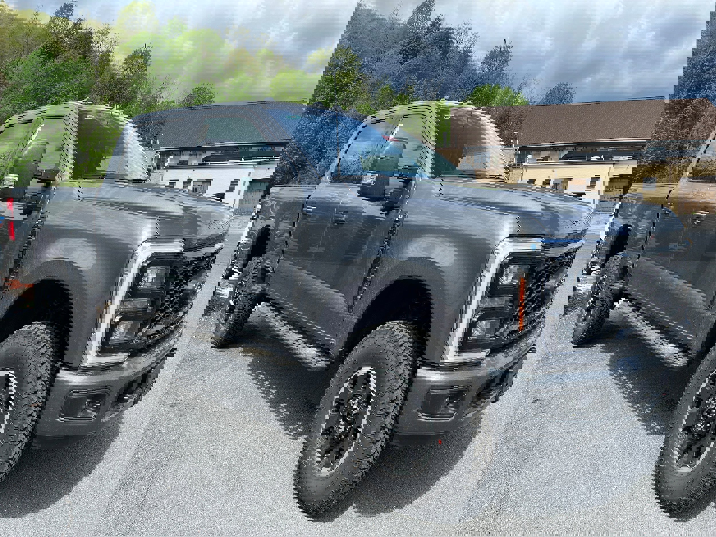 New 2026 Ford F250 XLT w/ XLT Premium Package image 3