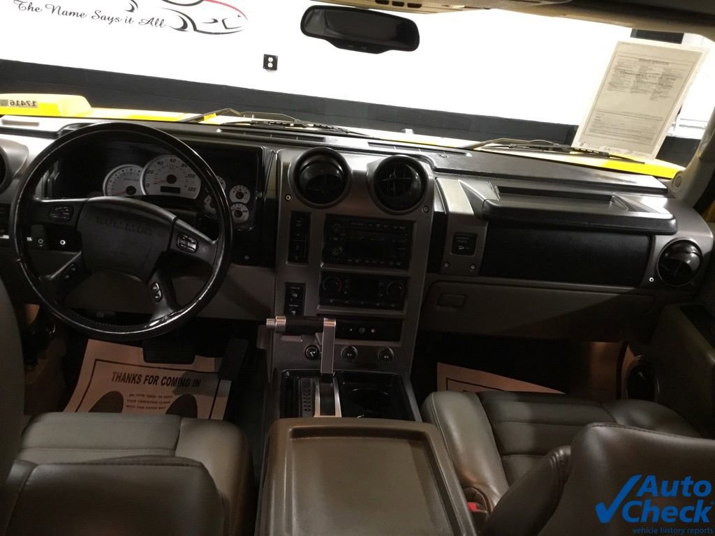 Used 2003 HUMMER H2 w/ Preferred Equipment Group image 29