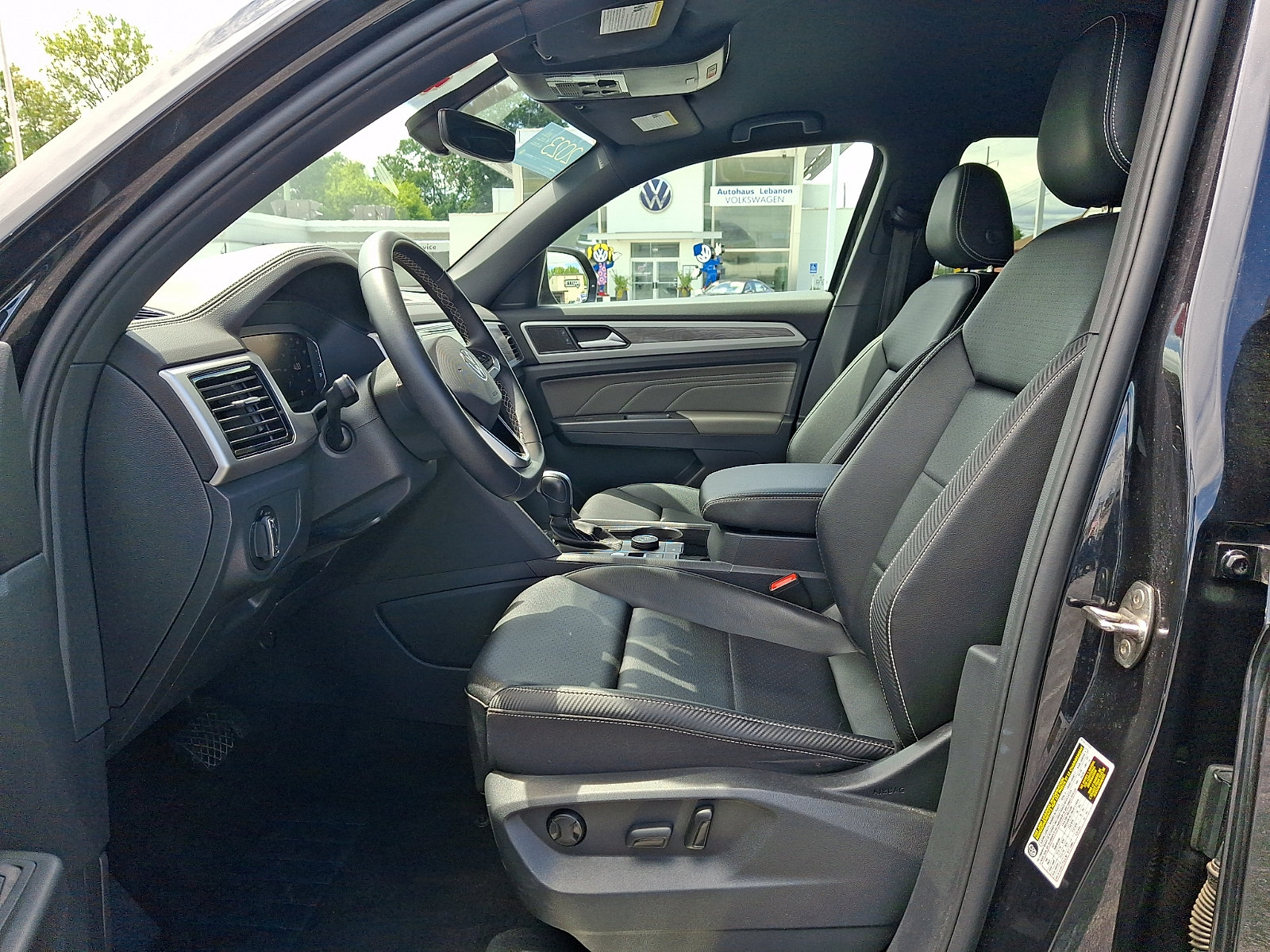 Used 2023 Volkswagen Atlas Cross Sport SE AWD/4WD image 14