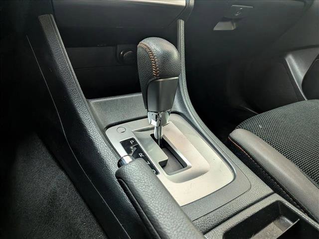 Used 2017 Subaru Crosstrek 2.0i Premium image 11