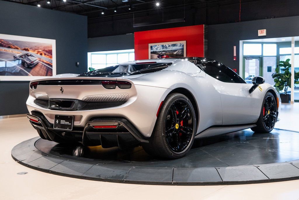Used 2023 Ferrari 296 GTS image 40
