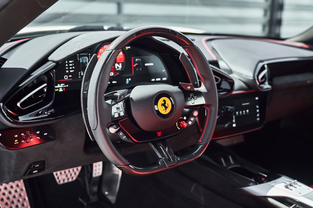 Used 2025 Ferrari 12Cilindri RWD image 35