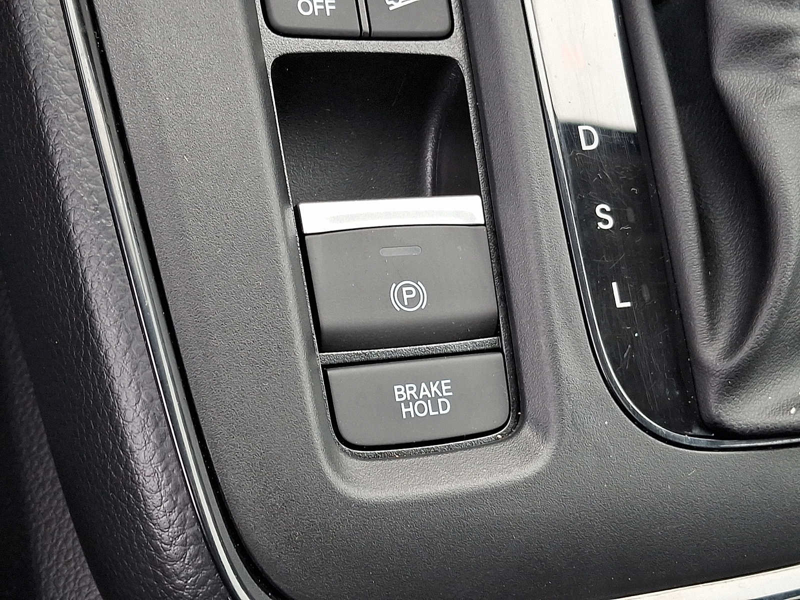Used 2024 Honda CR-V EX-L image 24