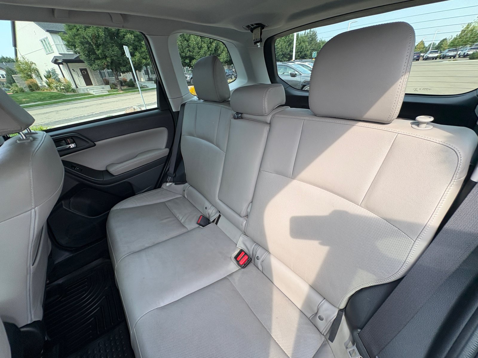 Used 2017 Subaru Forester 2.5i Limited AWD/4WD image 17
