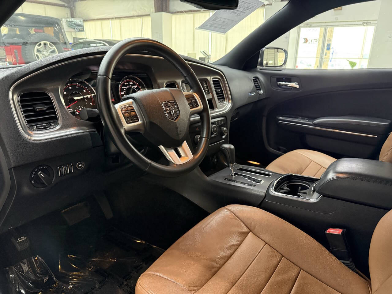 Used 2014 Dodge Charger SE w/ Sport Appearance Group RWD image 19
