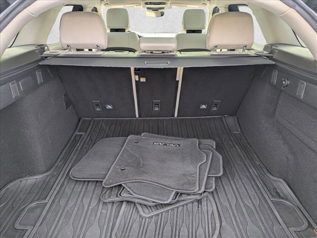 Used 2019 Land Rover Range Rover Velar S image 6