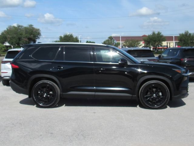 Used 2024 Toyota Grand Highlander AWD image 2