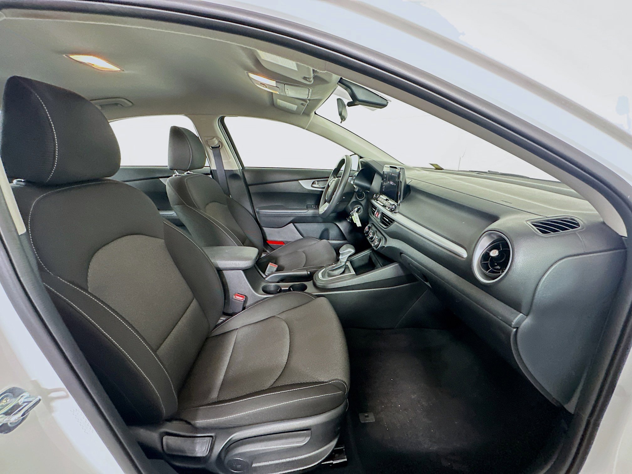 Used 2024 Kia Forte LXS image 28