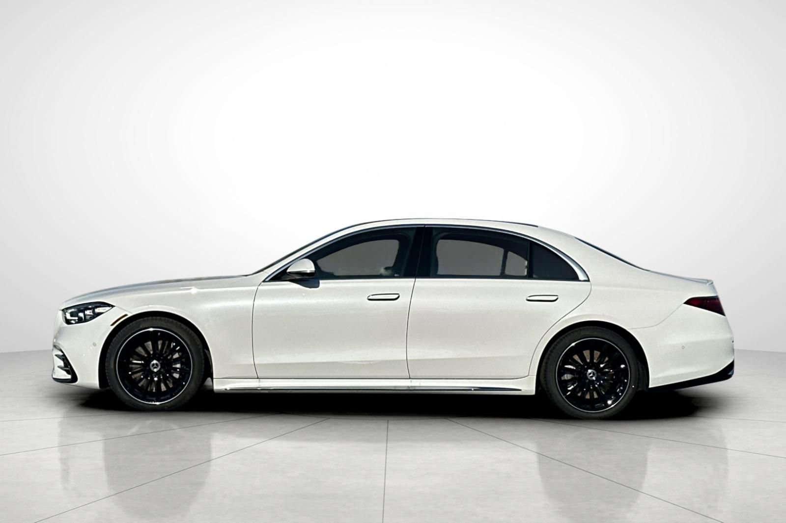 New 2026 Mercedes-Benz S 580 4MATIC Sedan image 32